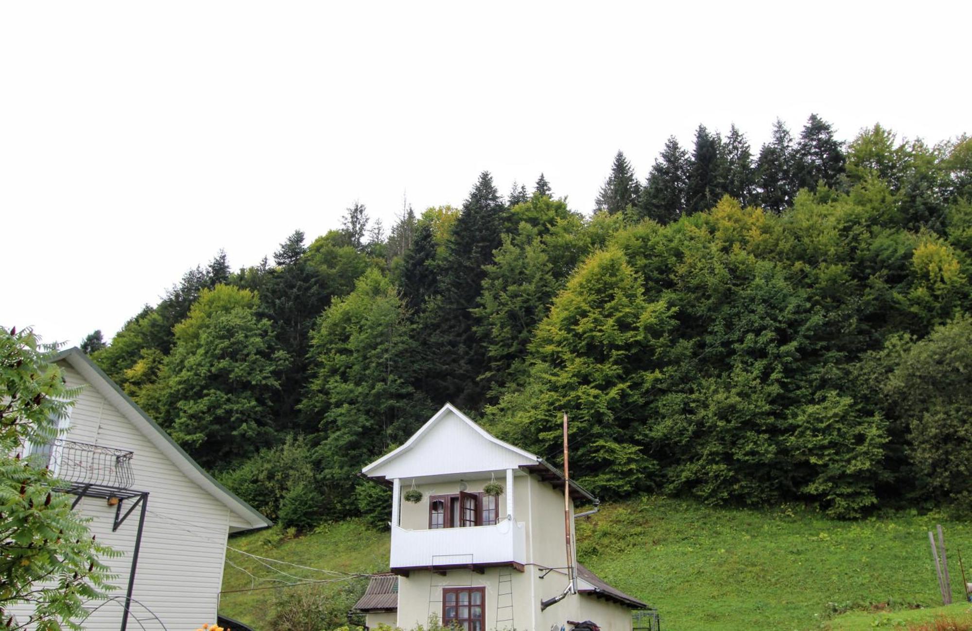 Котедж "Красний Краєвид" Jaremtje Exteriör bild